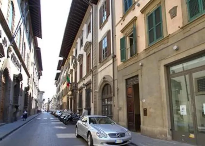Raffaello Al Duomo - Charming Italy Tour *