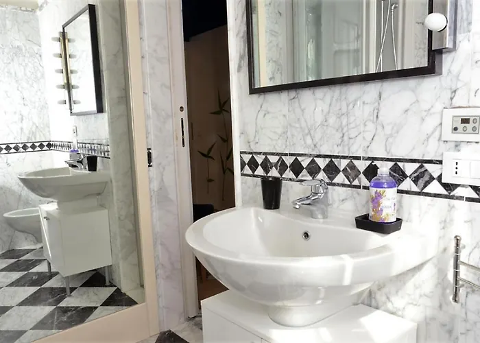 Apartament Raffaello Al Duomo - Charming Italy Tour *